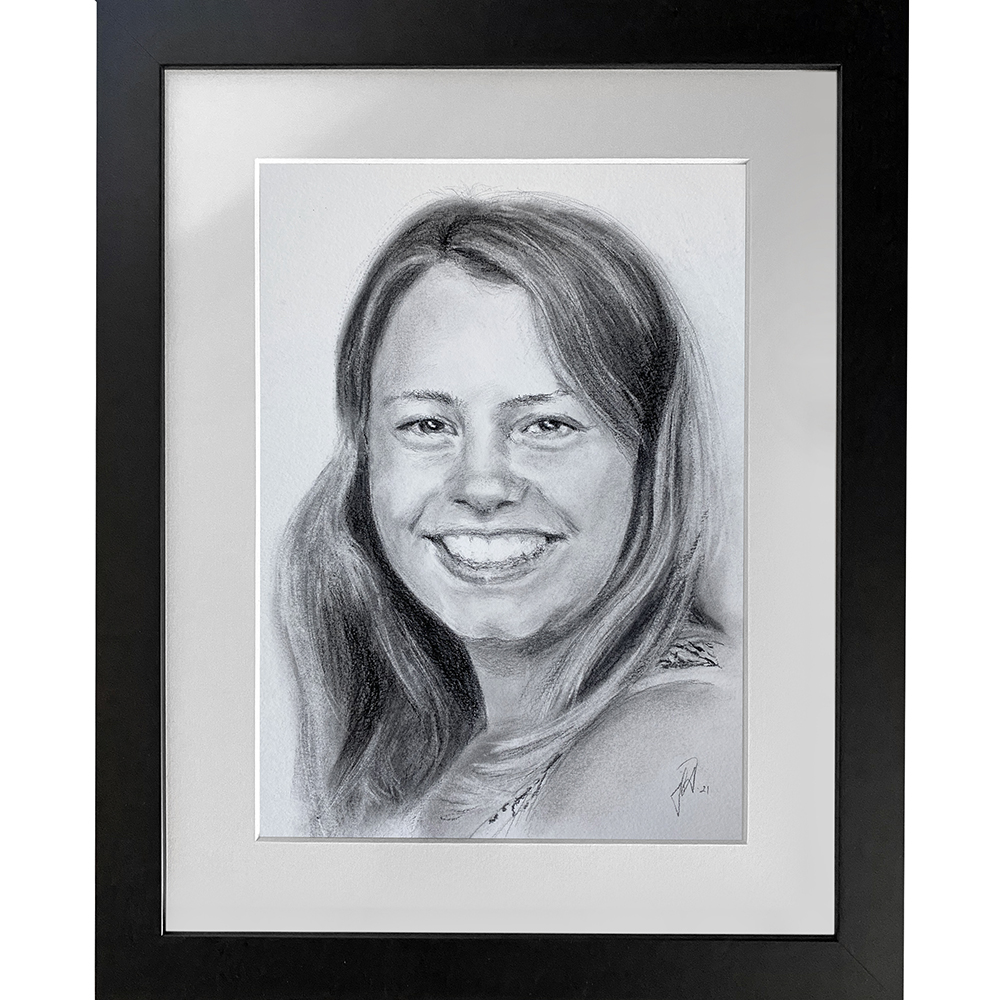 camilla-portraet-tegning-gaveide-til-foraeldre-portraettegner